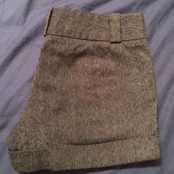 Shorts - Picture 4 of 4